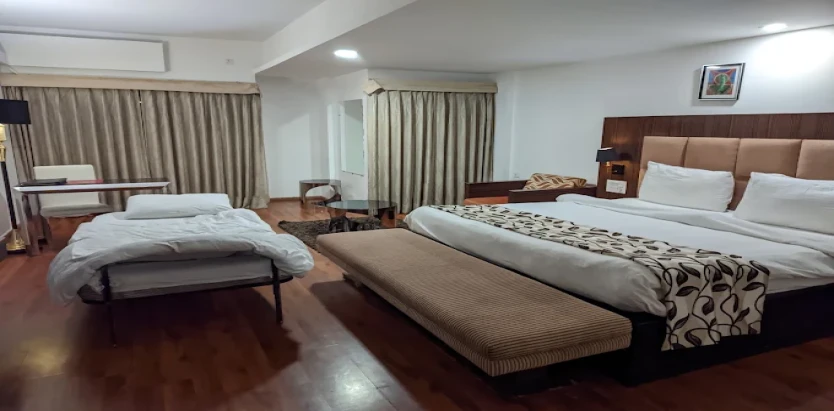 Top3 Lords Resort